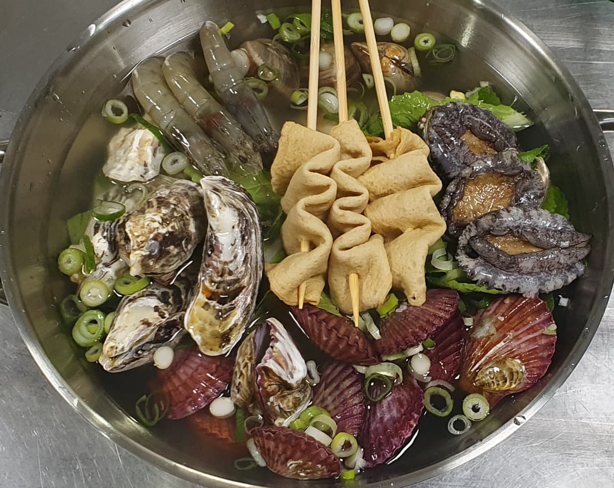 본가청담칼국수 모둠 해물칼국수