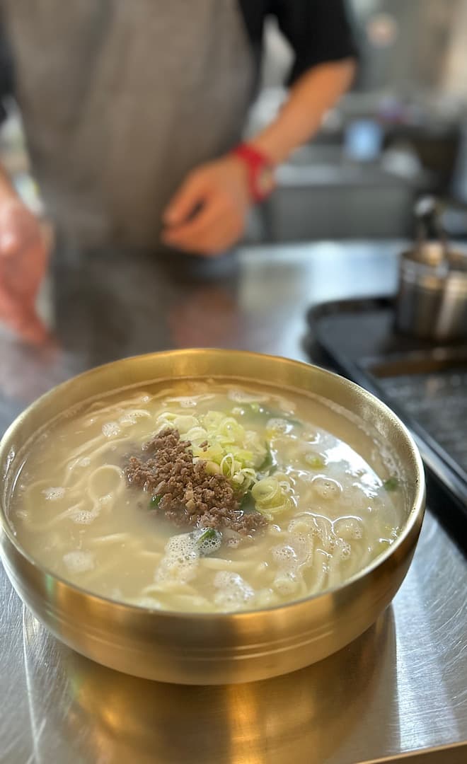 일산반시면옥 사골 칼국수
